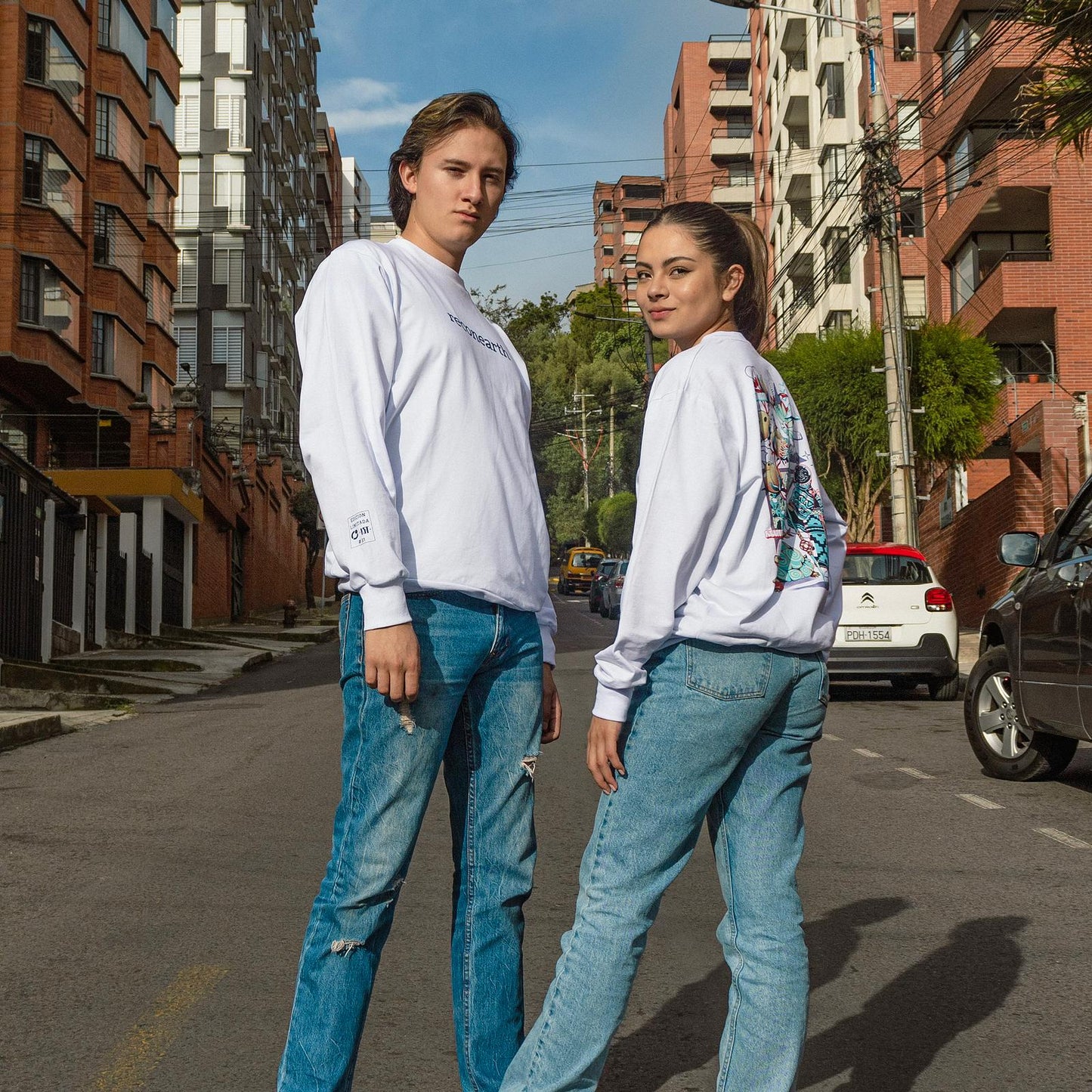 Buzo 4 Mundos - Unisex