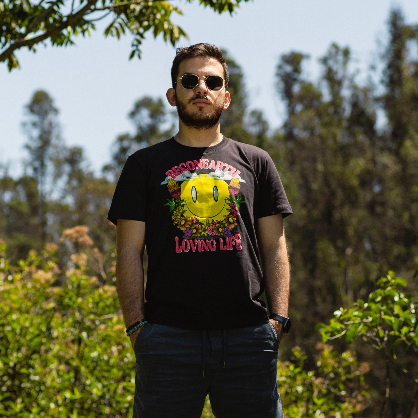 Camiseta Loving Life - Unisex