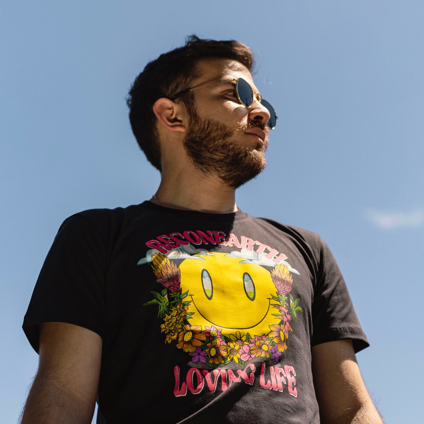 Camiseta Loving Life - Unisex